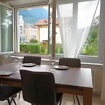 Henry's Interlaken