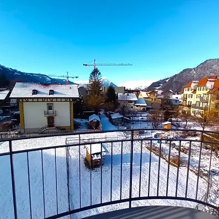 Henry's 홈스테이