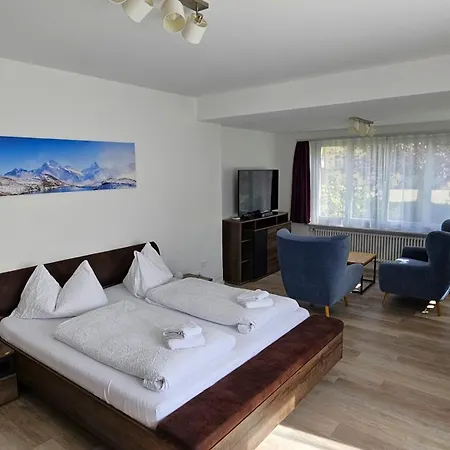 Rum i privatbostad Henry's Interlaken