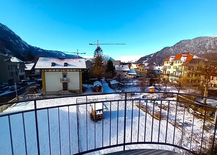 Henry's 홈스테이