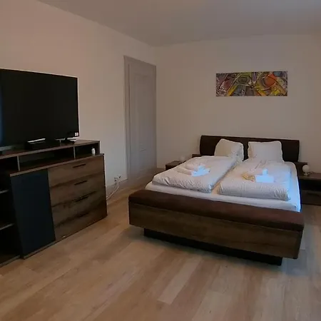 Henry's * Interlaken